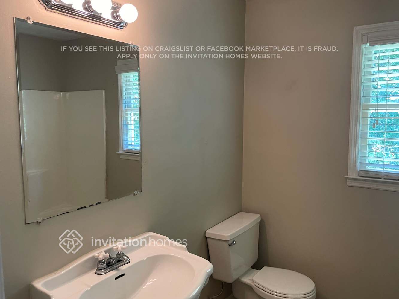 Building Photo - 1851 Twin Branch Dr