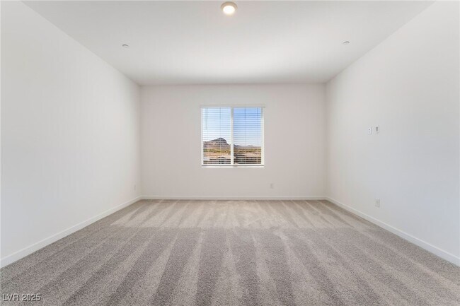 Building Photo - 1049 Strada Tortona