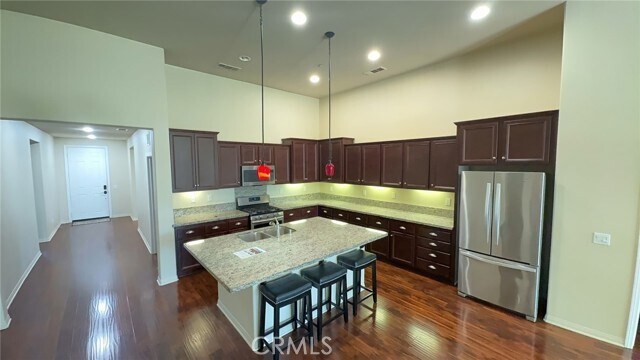 Building Photo - 25863 Prospector Ct