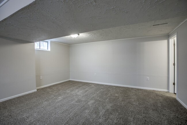 Building Photo - Amazing Lavista home waiting for you