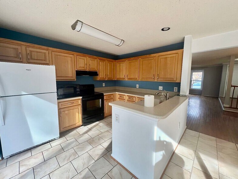 Building Photo - 11570 Hill Meade Ln