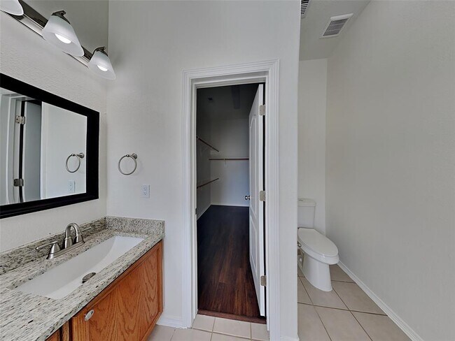 Building Photo - 7007 Casita Dr