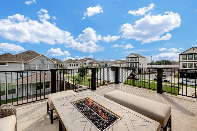Building Photo - 3415 Ovids Orchard Dr