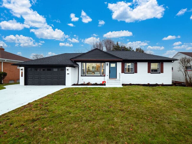 Building Photo - 4155 Ascot Ln