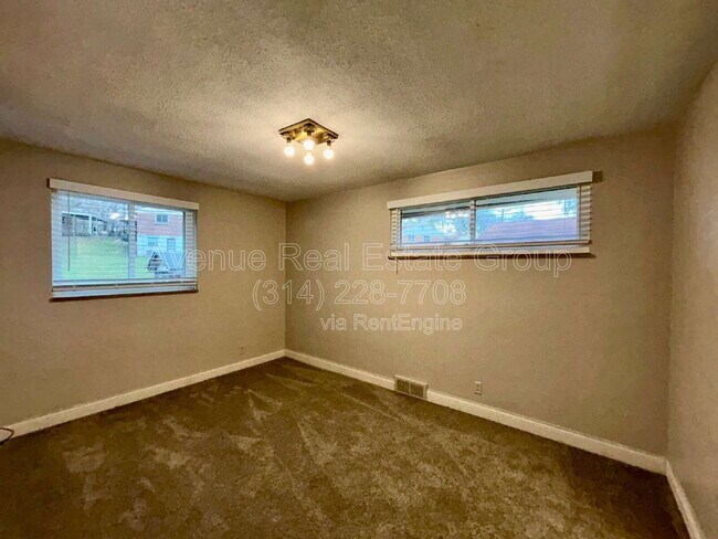 Building Photo - 1411 Midland Blvd