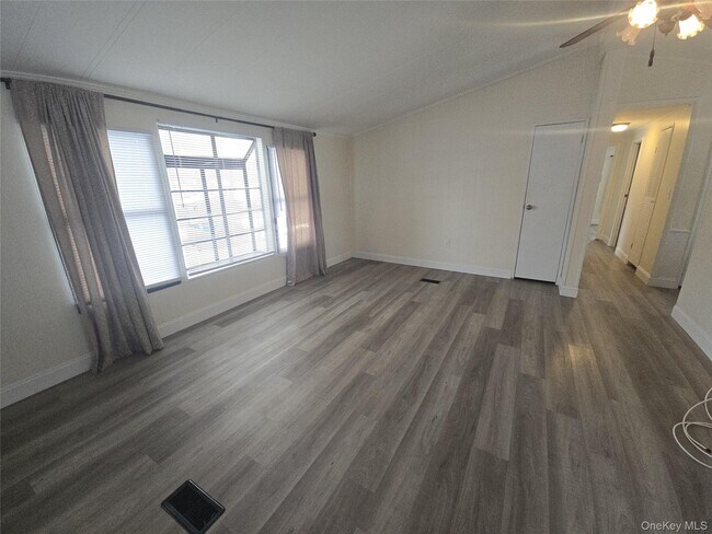 Building Photo - 329 County Rte 17