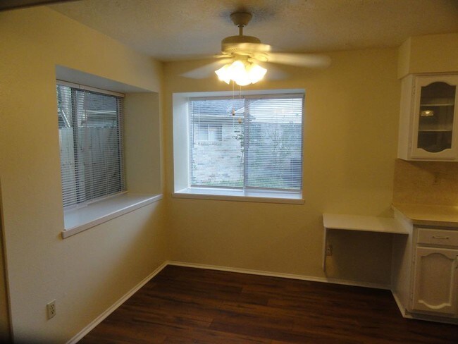 Building Photo - 16414 Paint Rock Rd