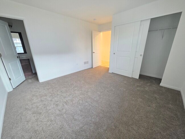 Building Photo - 4219 Chelsea Mnr Cir