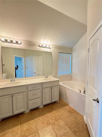 Building Photo - 6908 Muirfield Dr