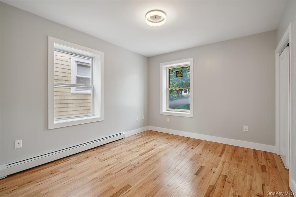 Building Photo - 405 Grand St