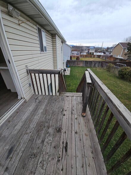 Building Photo - 1442 W 730 S