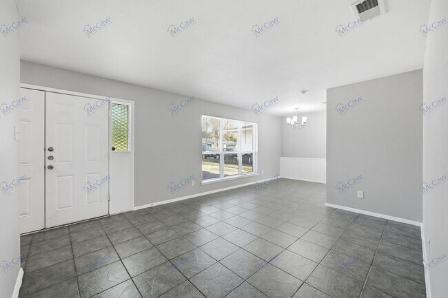 Building Photo - 737 Willow St