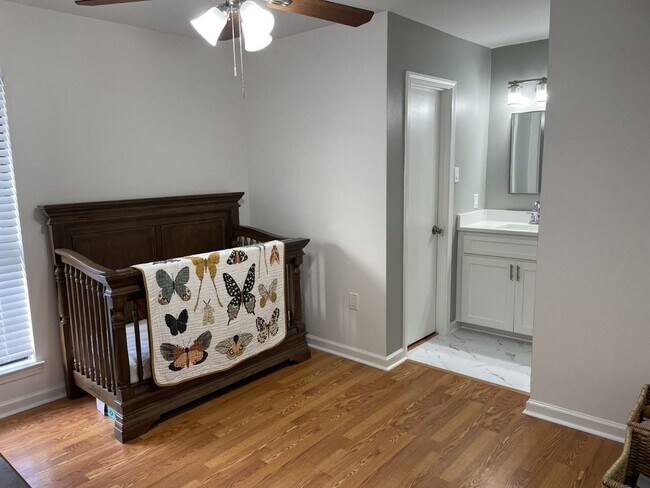 Building Photo - 978 Ridgepoint Ct