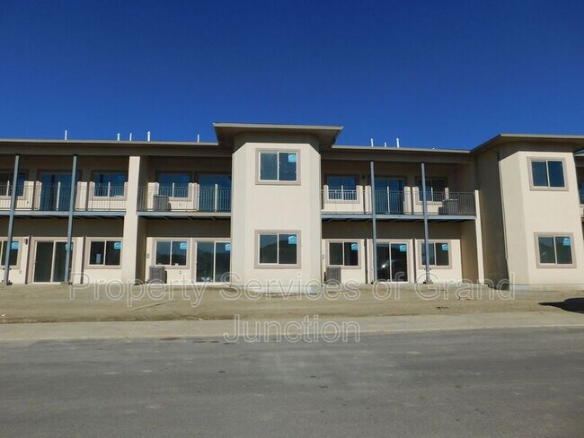 Primary Photo - 658 Brookwillow Loop