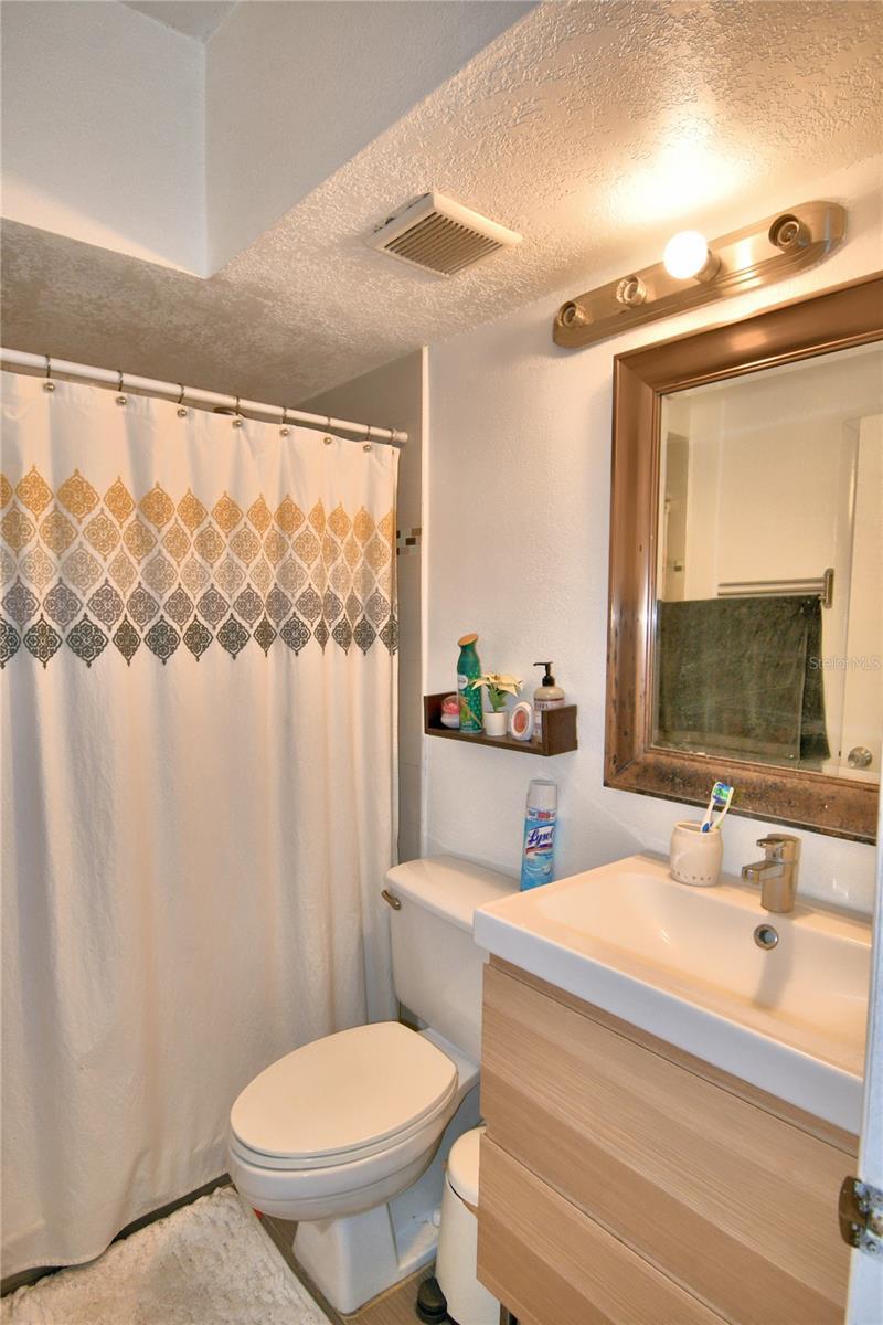 Building Photo - 4711 Capri Plz