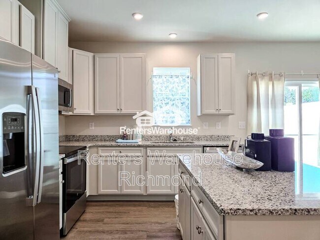 Building Photo - 823 Taylor Grn Wy