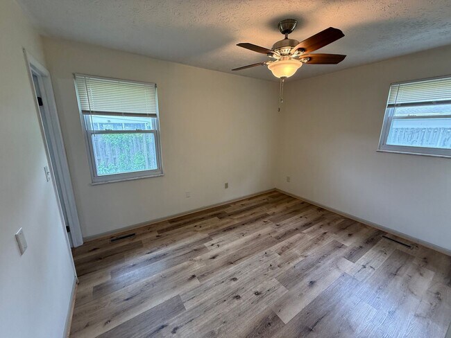 Building Photo - 3 Bedroom Home in West Lafayette School District!