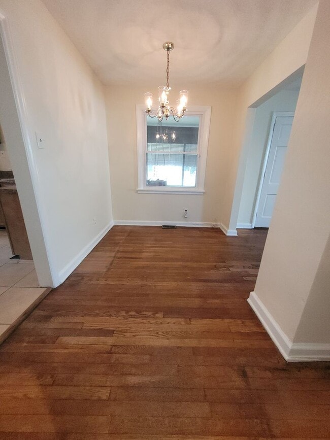 Building Photo - RIVER PARK