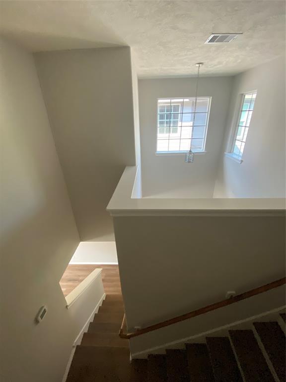 Building Photo - 279 Bloomhill Pl