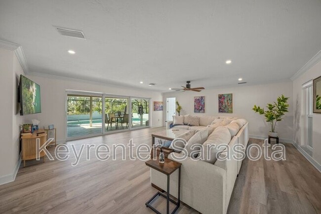 Building Photo - 8560 Heron Lagoon Cir