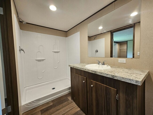Building Photo - 1089 Myakka Dr