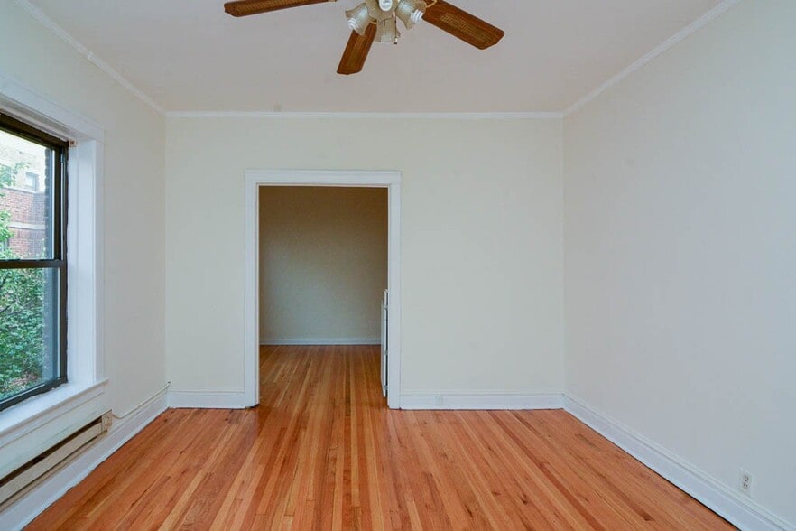 Building Photo - 3828.5 N Fremont St