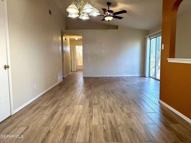 Building Photo - 12408 Tierra Maria Ct