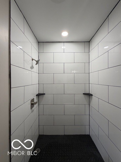 Building Photo - 20 Schiller St