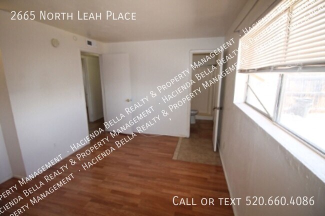 Building Photo - 2665 N Leah Pl
