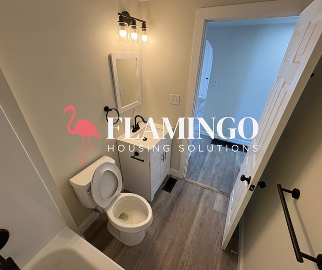 Building Photo - 607 Smith Ave