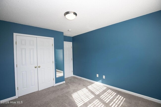 Building Photo - 62 Forest Mountain Ct