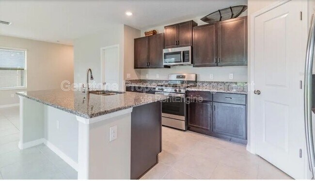 Building Photo - 5157 White Chicory Dr