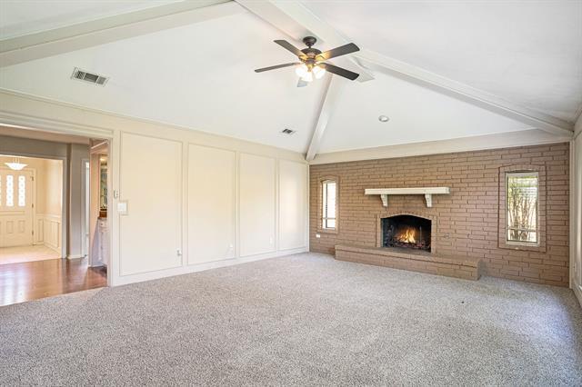 Building Photo - 802 Pebblebrook Dr