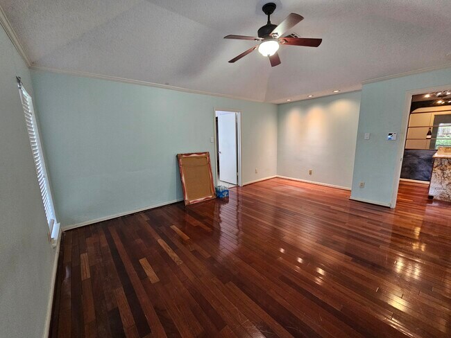Building Photo - 12103 Ella Lee Ln