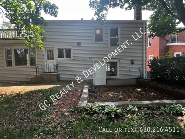 Building Photo - ***SINGLE FAMILY FLOSSMOOR HOME / 3 BDRM /...