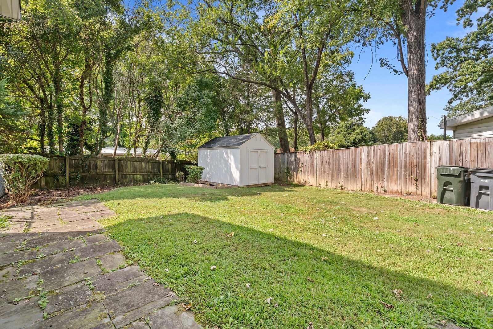 Building Photo - 7403 Carmine St