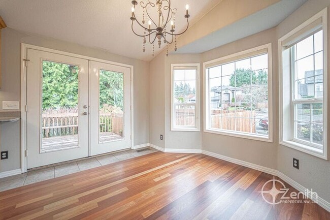 Building Photo - 4314 NE 126th St