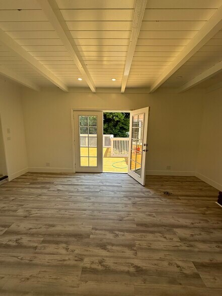 Building Photo - 8037 Campion Dr