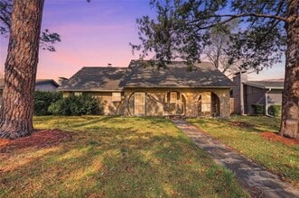 Building Photo - 5209 Daytona Dr