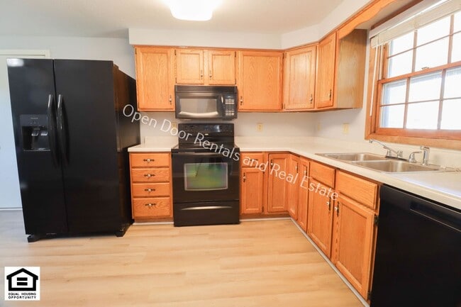 Building Photo - 5104 Eastwick Dr