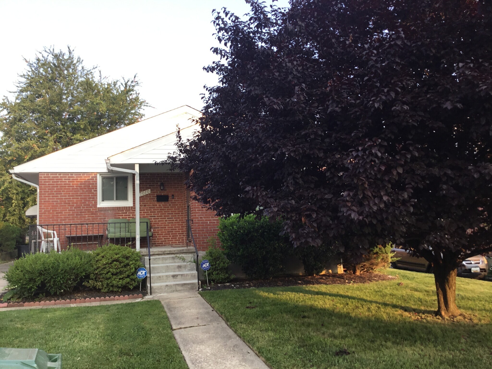 Building Photo - 7010 Hamlet Ave