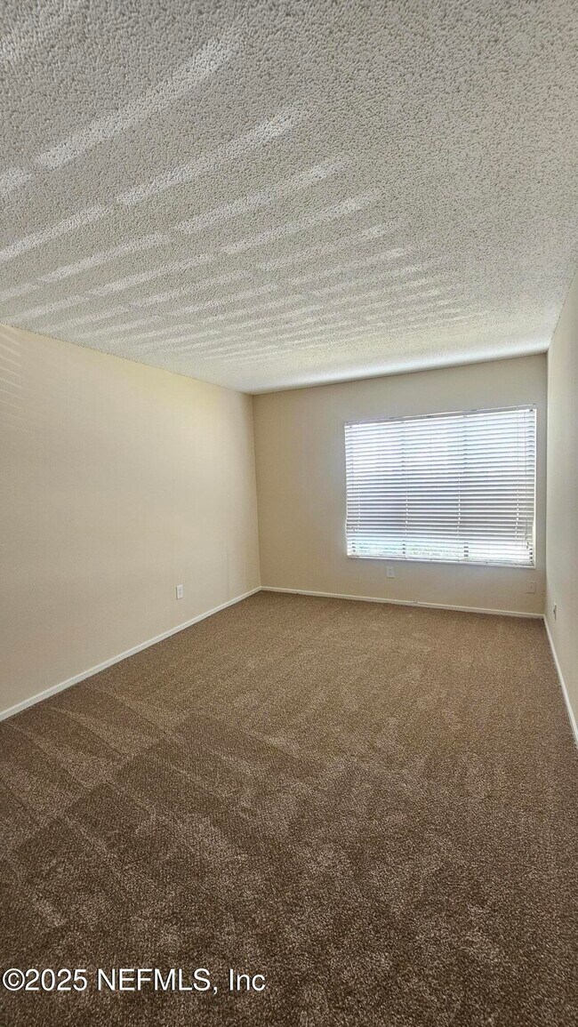 Building Photo - 7767 Las Palmas Way