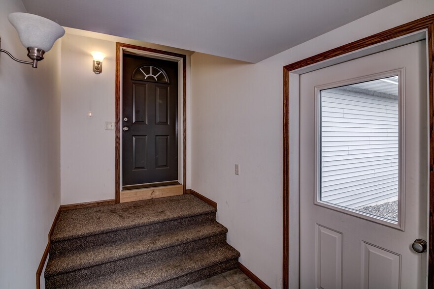 Building Photo - 4320 Black Ct