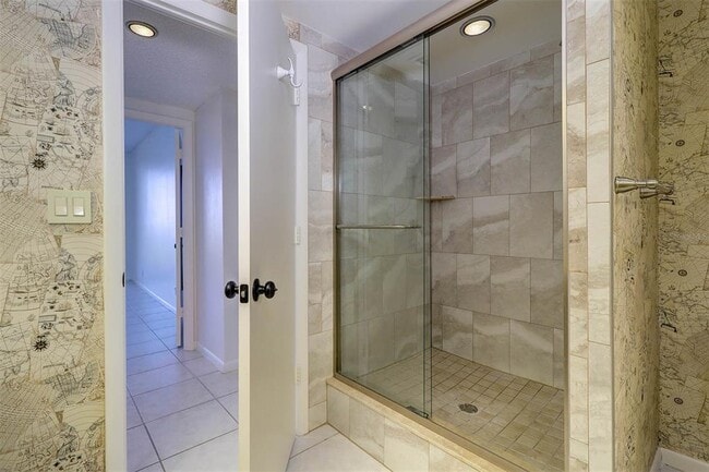 Building Photo - 50 Coe Rd