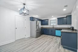 Building Photo - 2500 Francis Ave