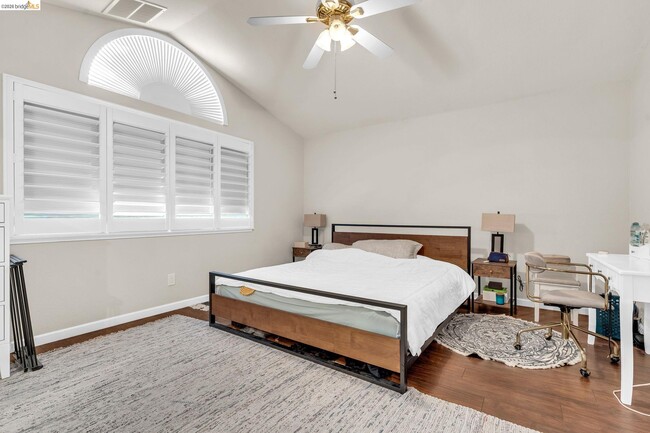 Building Photo - 2451 Cherry Hills Dr