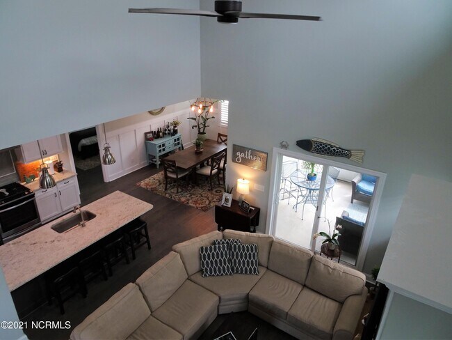 Building Photo - 217 Bogue Carrier Ct