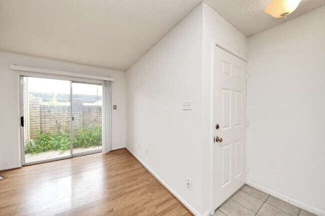 Building Photo - Available!