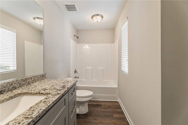 Building Photo - 978 Valley Rock Dr