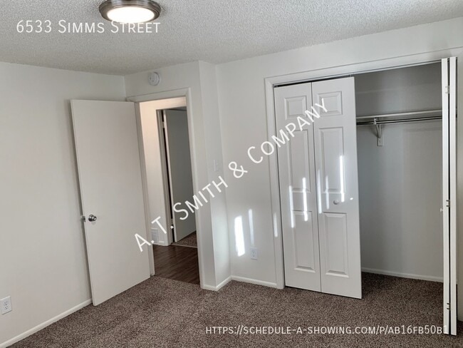 Building Photo - 6533 Simms St
